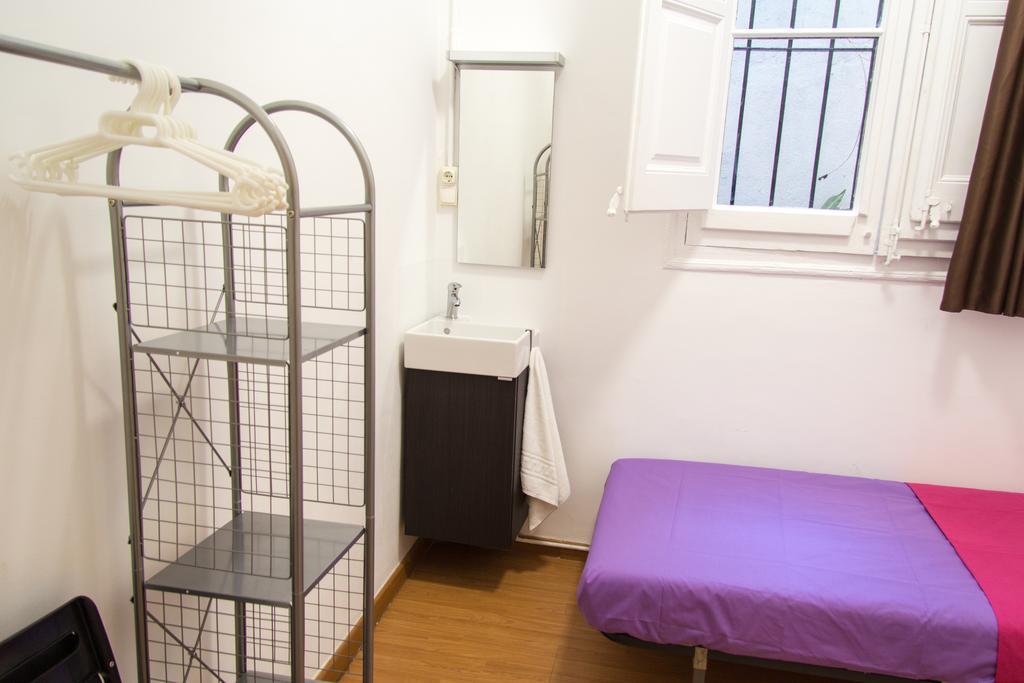 Hostal Mimi Las Ramblas Barcelona Exterior foto
