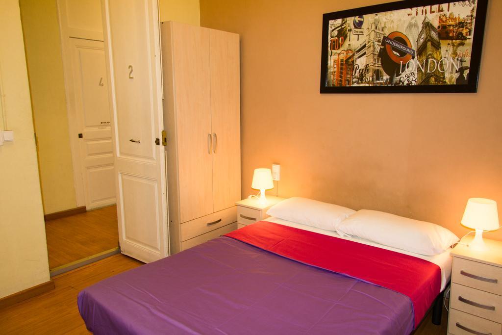 Hostal Mimi Las Ramblas Barcelona Exterior foto