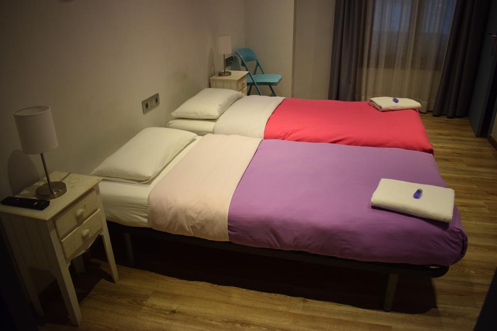 Hostal Mimi Las Ramblas Barcelona Exterior foto