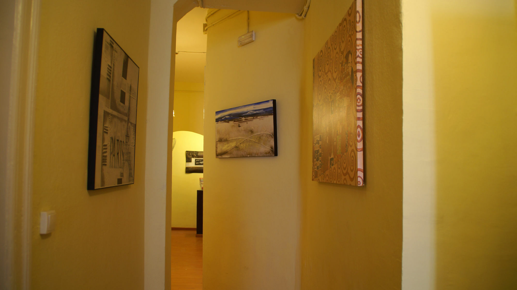 Hostal Mimi Las Ramblas Barcelona Exterior foto