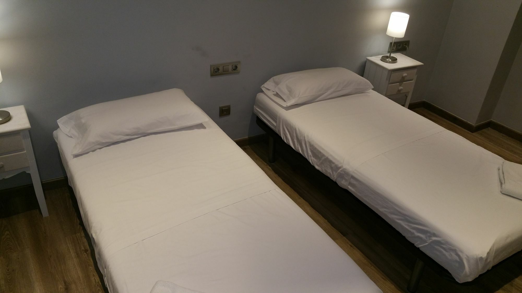 Hostal Mimi Las Ramblas Barcelona Exterior foto